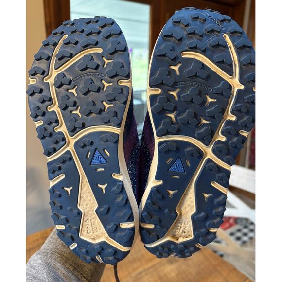 Brooks Divide 4 Purple Navy Womens Hiking Trail Running Shoes Size 6.5 EUC - Picture 10 of 11